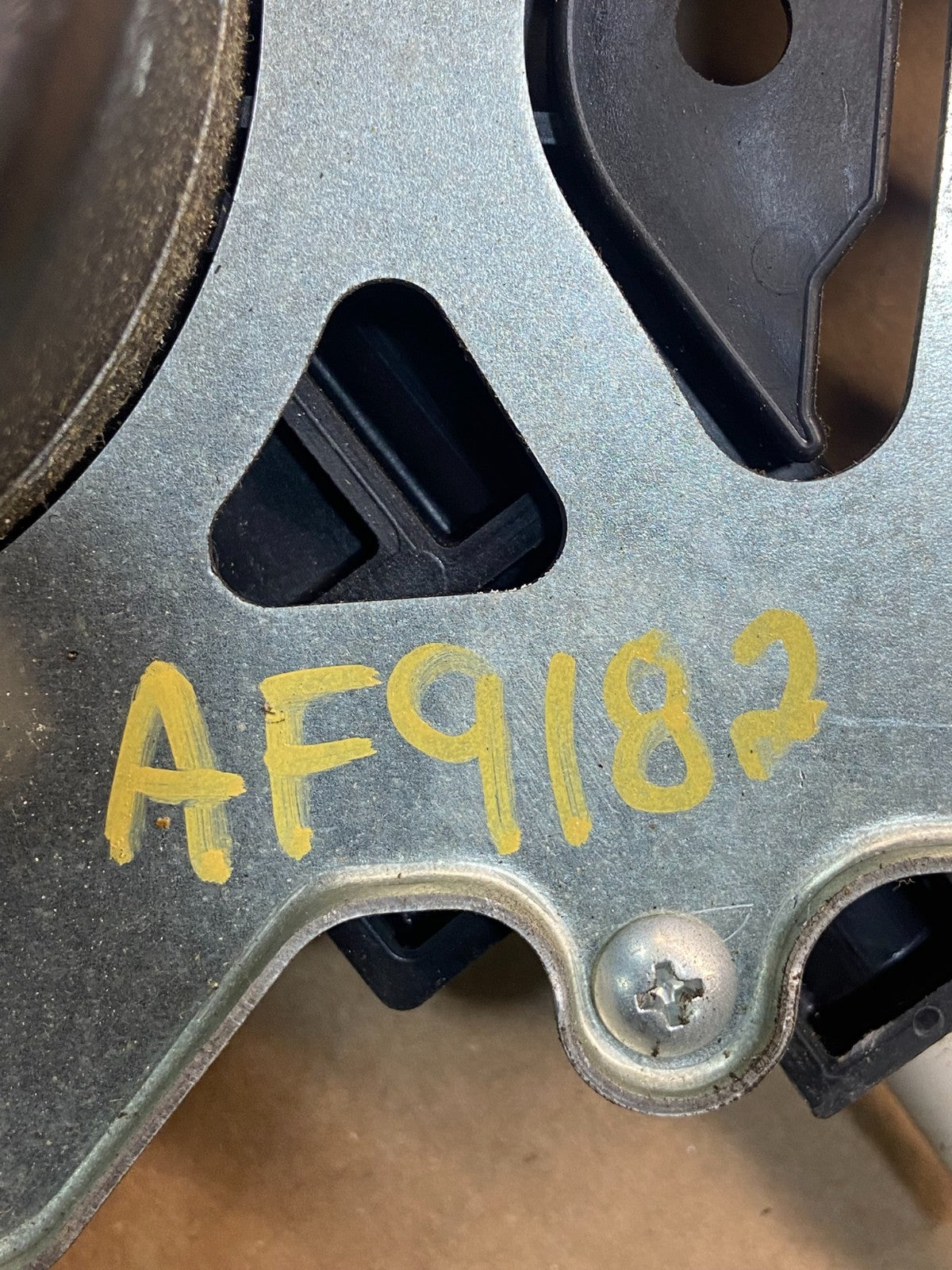 2005 - 2010 Honda Odyssey Rear Right Sliding Door Lock Actuator Motor AF9182 DG5