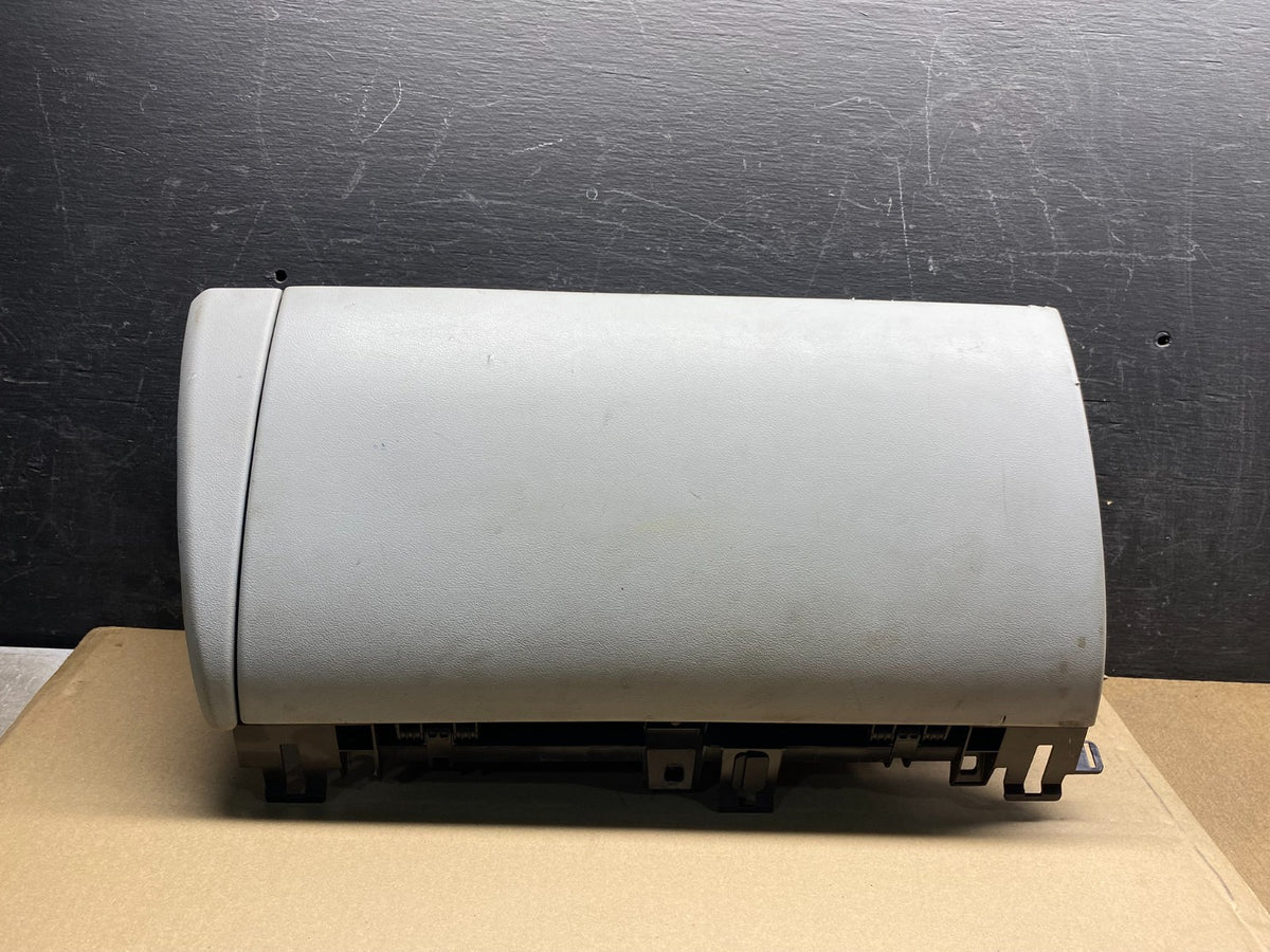 2009 - 2011 Jaguar XF Dashboard Dash Glove Box Glovebox Compartment AI5240 DG0