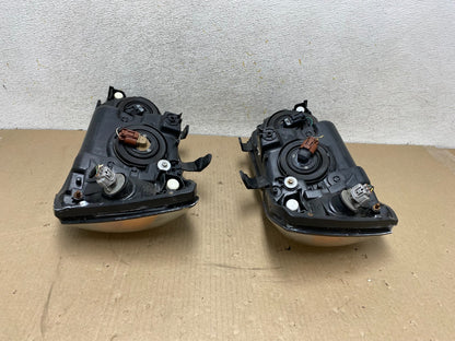 2004 2005 2006 Toyota Highlander Headlights Left+Right Side AH6783 DW7