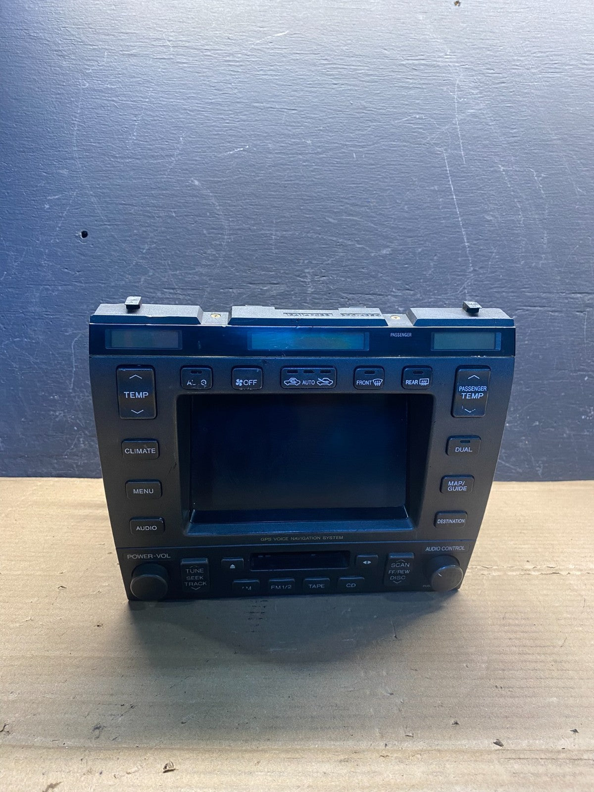 1998 to 2000 Lexus LS400 AM/FM Radio & GPS Navigation System AF39760