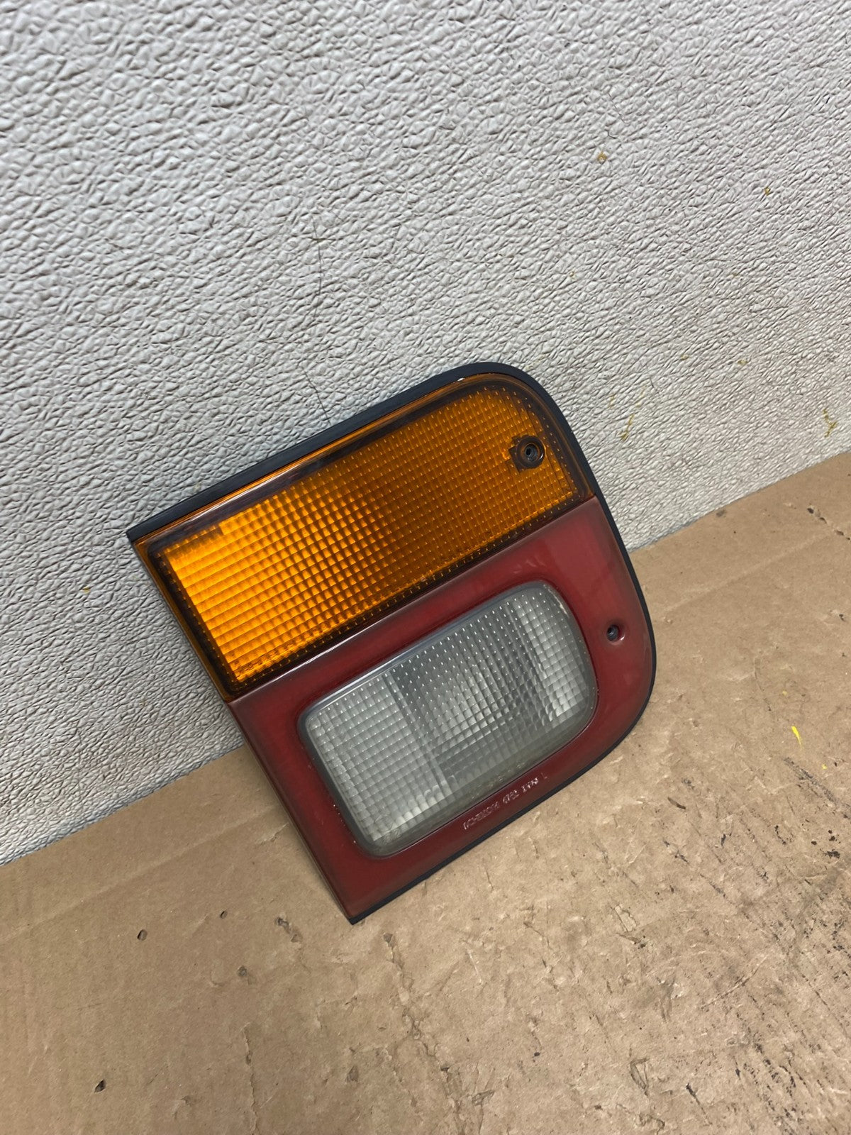 1996 to 1998 Mazda Mpv Left Driver LH Side Inner Tail Light Oem S0964 DW2