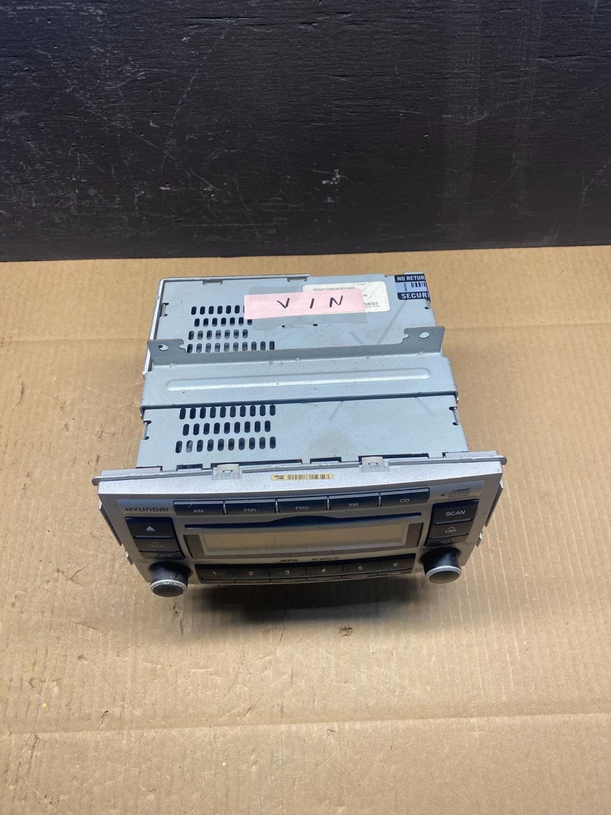 2007 to 2009 Hyundai Santa Fe AM/FM Radio CD Player AD1532 DG3