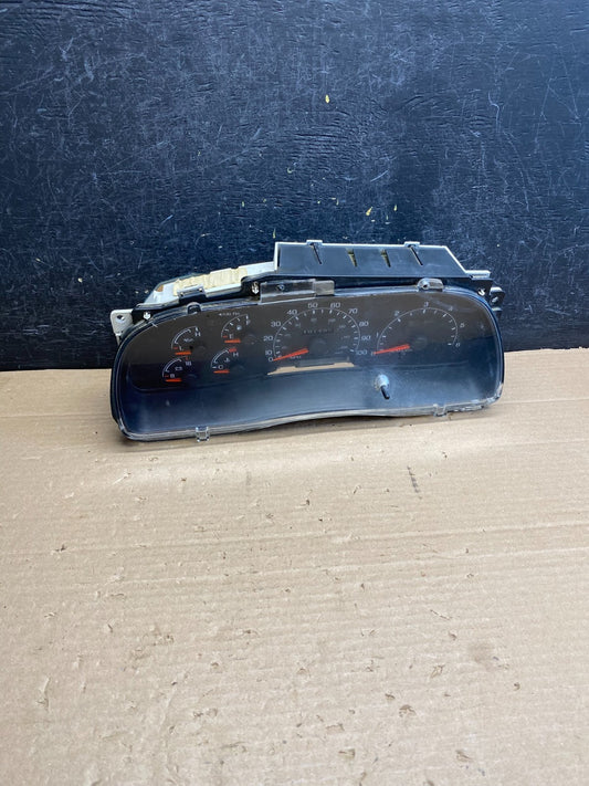 1999 - 2001 Ford F150 F-150 Speedometer Cluster Gauge ag6301 DG0