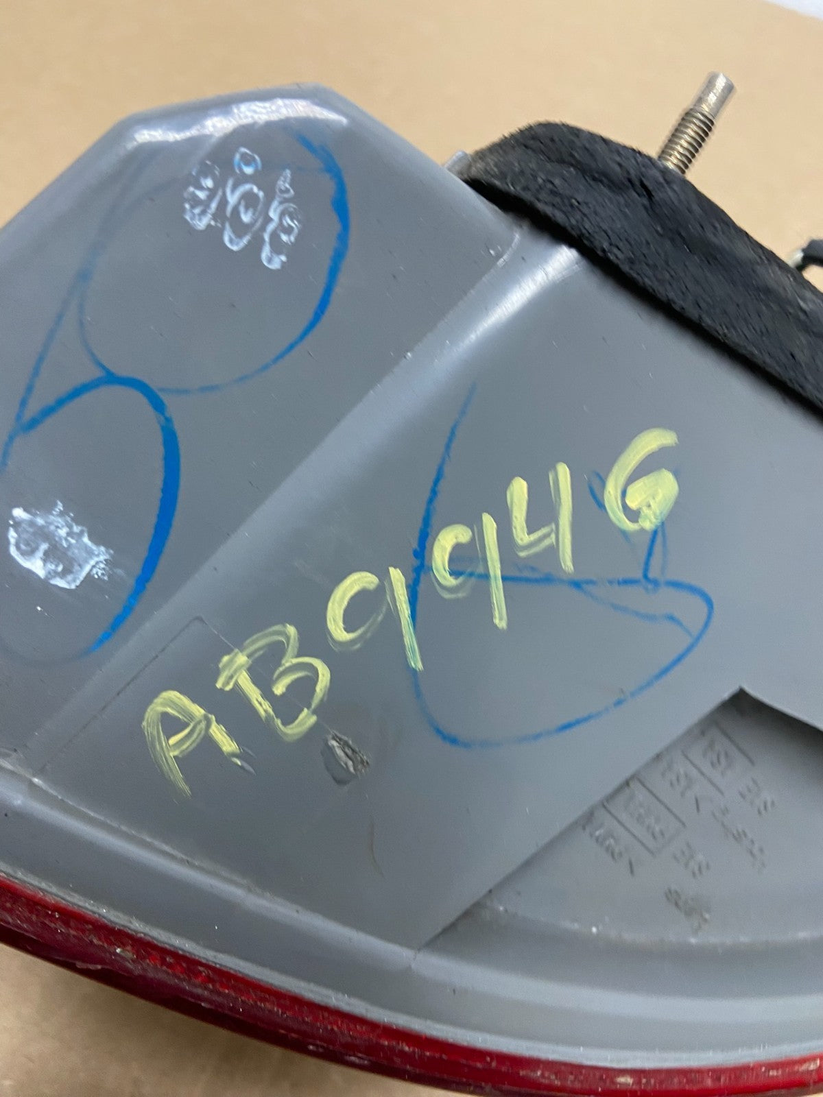 1998 1999 2000 Toyota Corolla Left Driver Lh Side Tail light AB9946 DW5