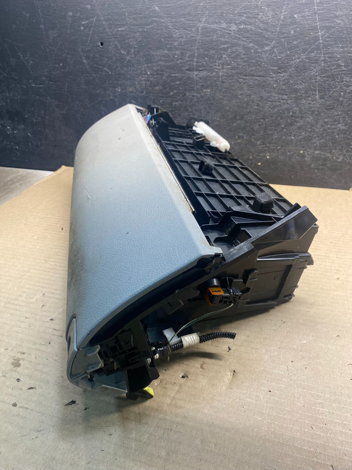 2012 2013 2014 Toyota Camry Right Passenger Glove Box Compartment ah9723 DG2