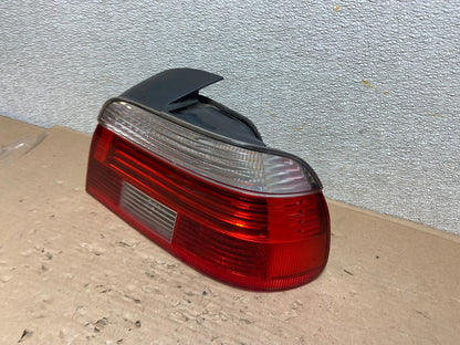 2001- 2003 BMW 5 Series E39 530i Right Passenger Rh Tail Light AB0288 LK1