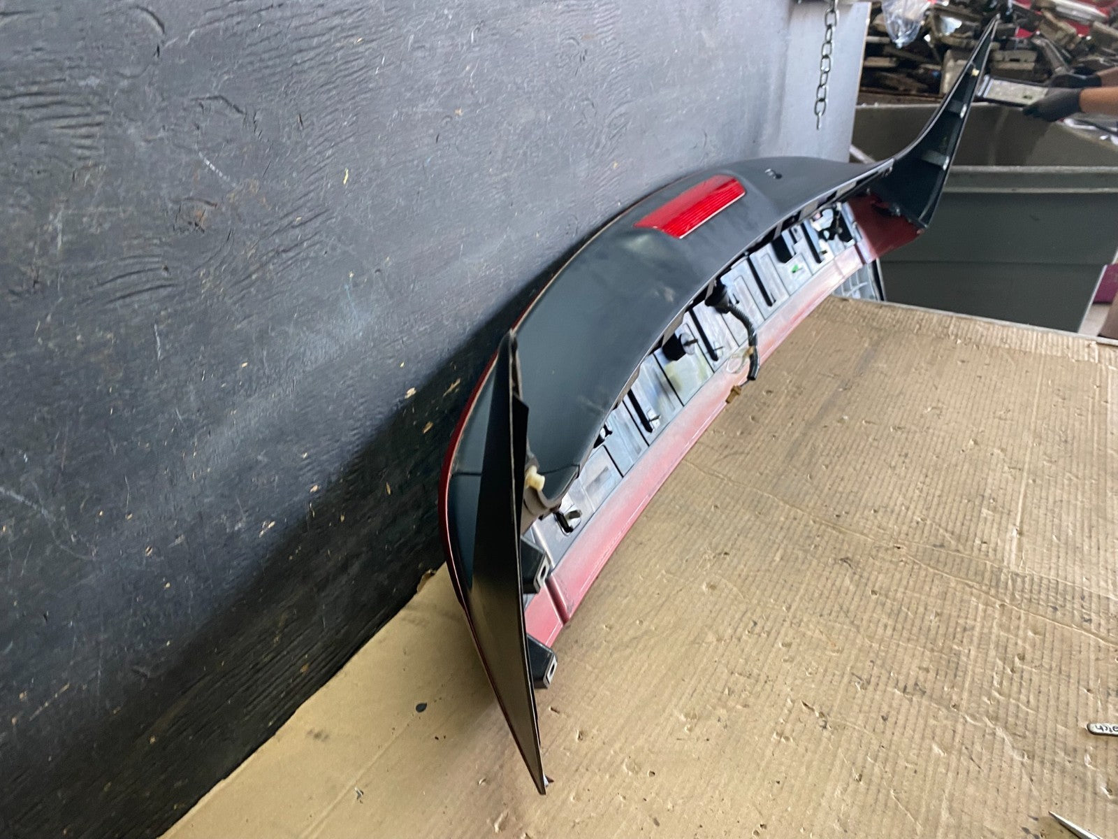 2013 to 2020 Nissan Pathfinder Rear Spoiler Wing Oem  R2199 DG11