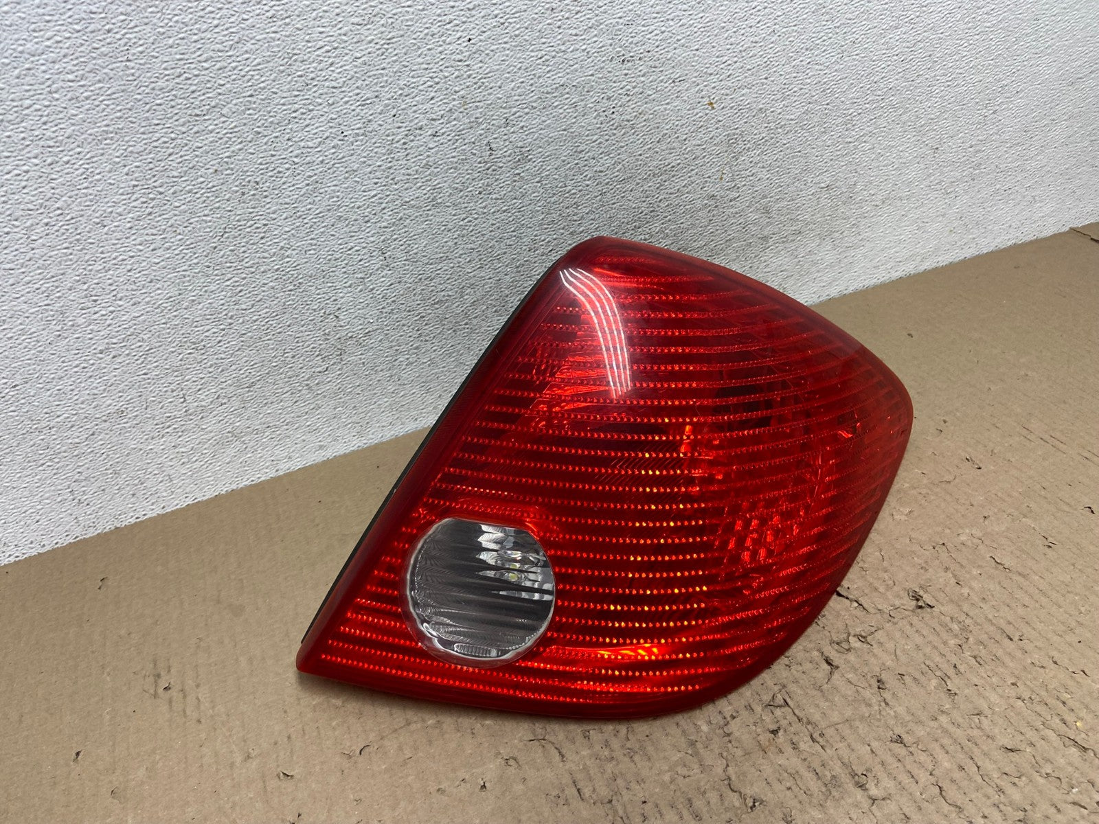 2005-2010 Pontiac G6 Sedan Right Passenger Side Tail Light AF2851 LK2