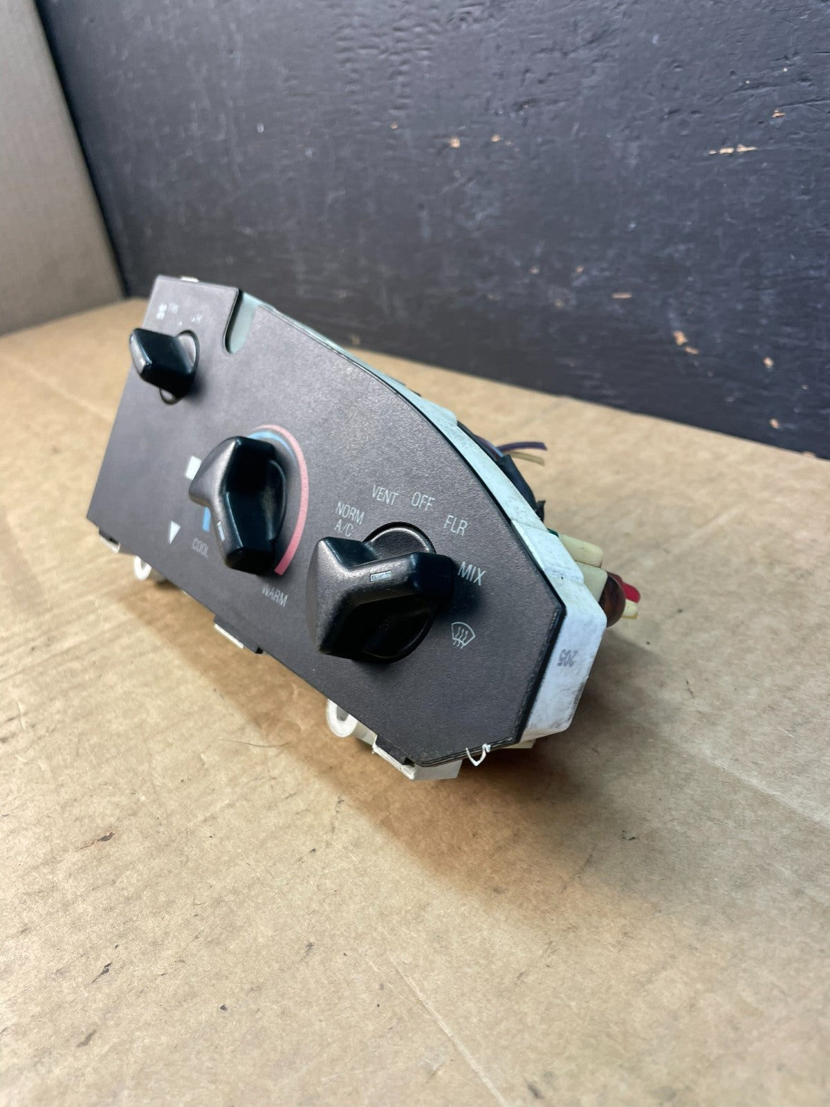 1997-2014 Ford Van Econoline E150 E250 Heater Climate Fan Control AC5202 DG2