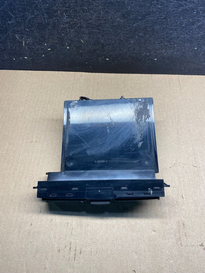 2004 to 2006 Suzuki Grand Vitara Warning Flashing Hazard Switch Button AH18003