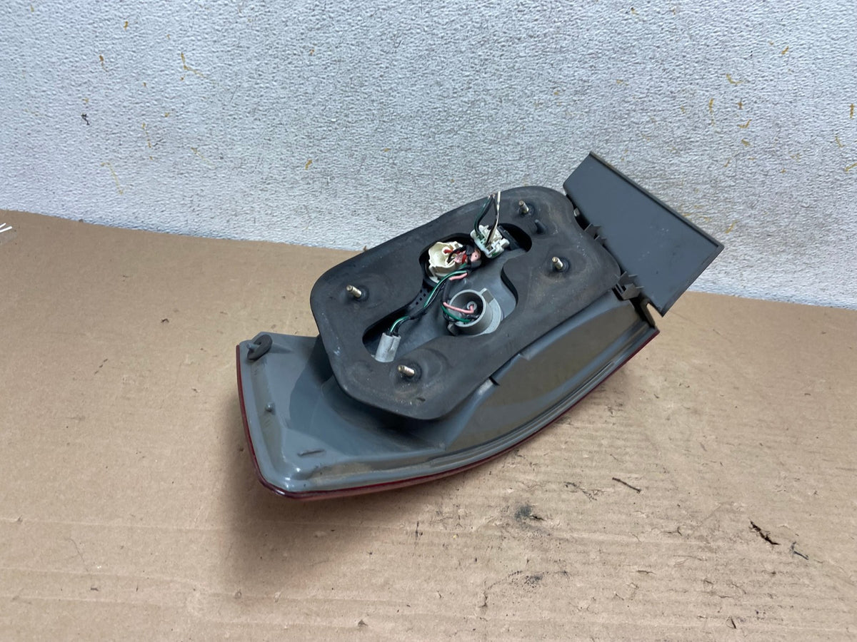 2006 2007 2008 Hyundai Sonata Left Driver Lh Side Tail Light AI0936 LK4
