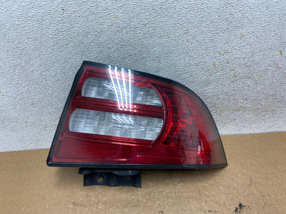 2007 - 2008 Acura Tl Right Passenger Rh Side Tail Light AI3667 LK0