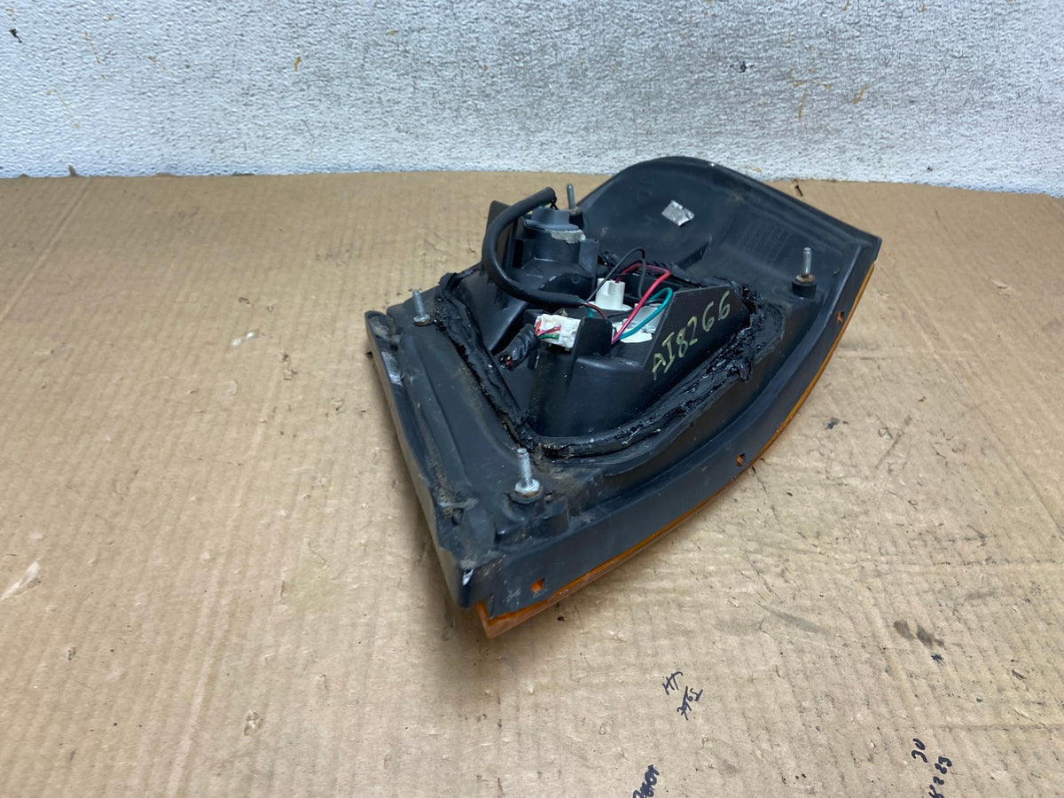 1998 1999 Nissan Altima Tail Light Left Driver Lh Side AI8266 LK3