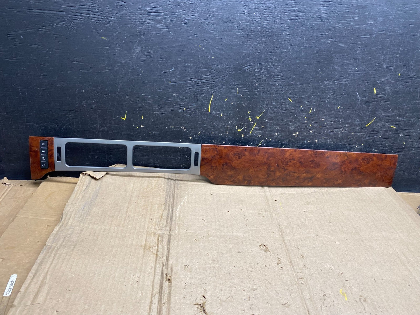 2007-2014 GMC Yukon Center Trim Plate Air Vent Maple Wood x5847 DG0