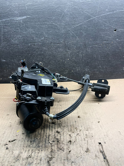 2007-2014 Kia Sedona Left Electric Power Sliding Door Motor Regulator V9211 DG4