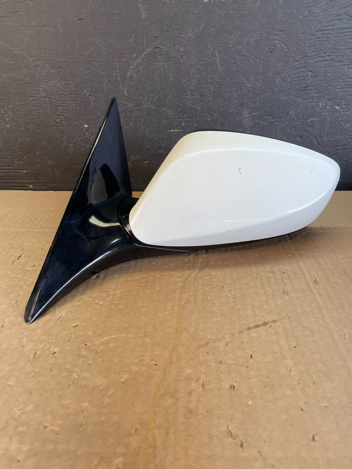 2012 to 2017 Hyundai Veloster Left Driver LH View Door Mirror AC9857 DW0