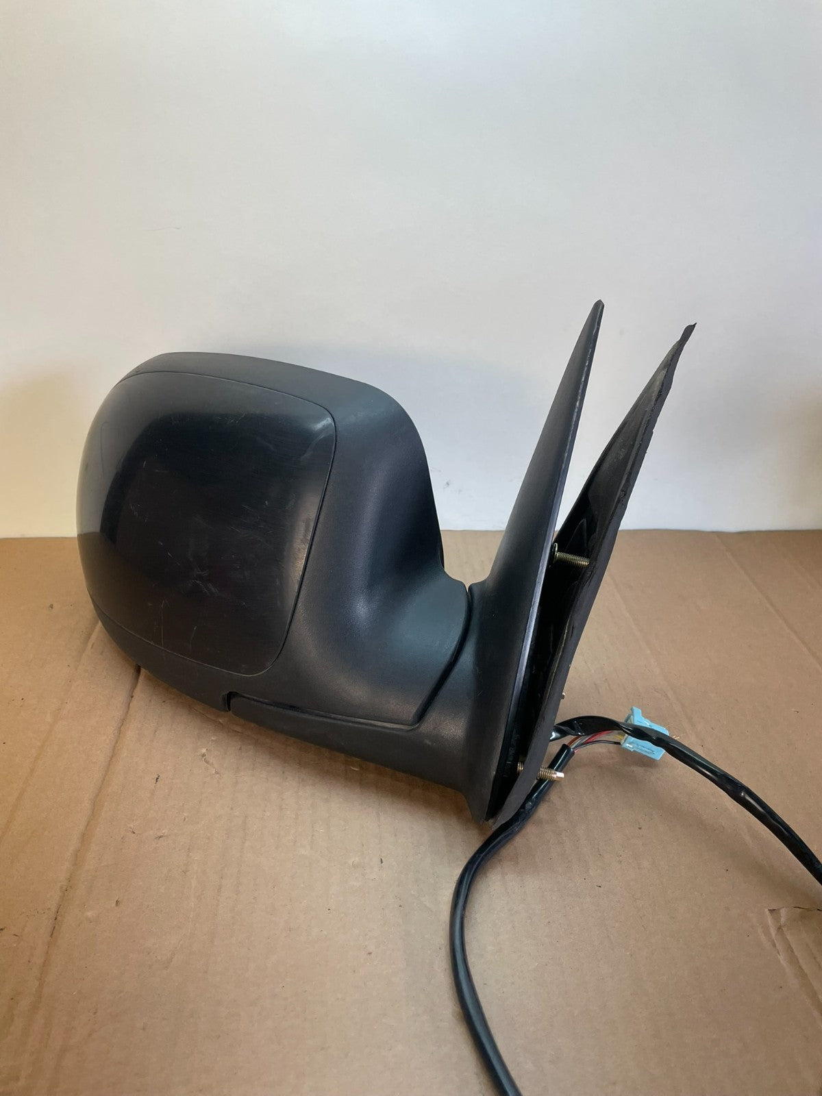 2003-2006 Chevrolet Tahoe Suburban Right Passenger Heated Mirror AG7751 DW1
