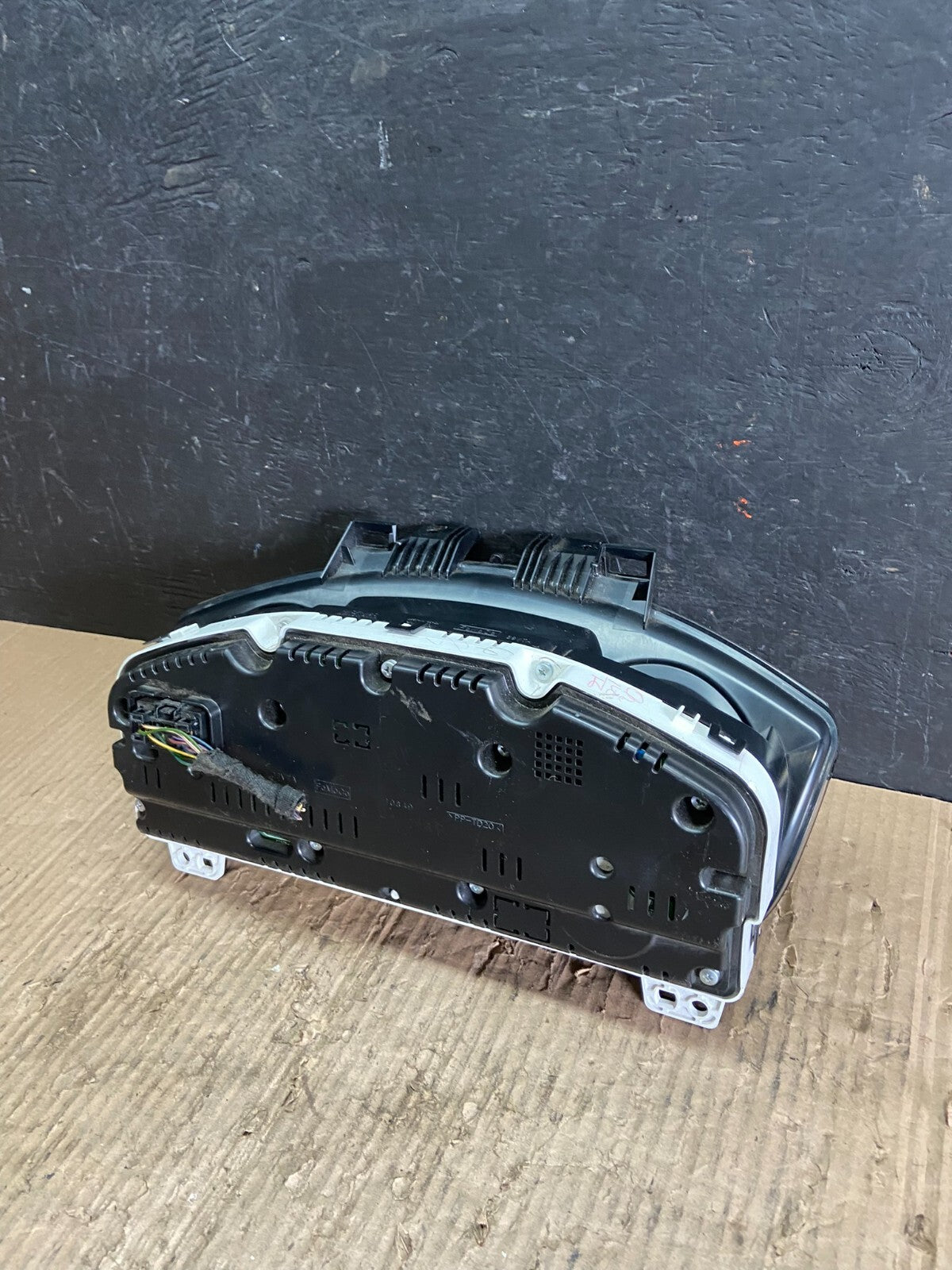 2013 to 2015 Ford  Explorer Speedometer Cluster Gauge D2865 PS5