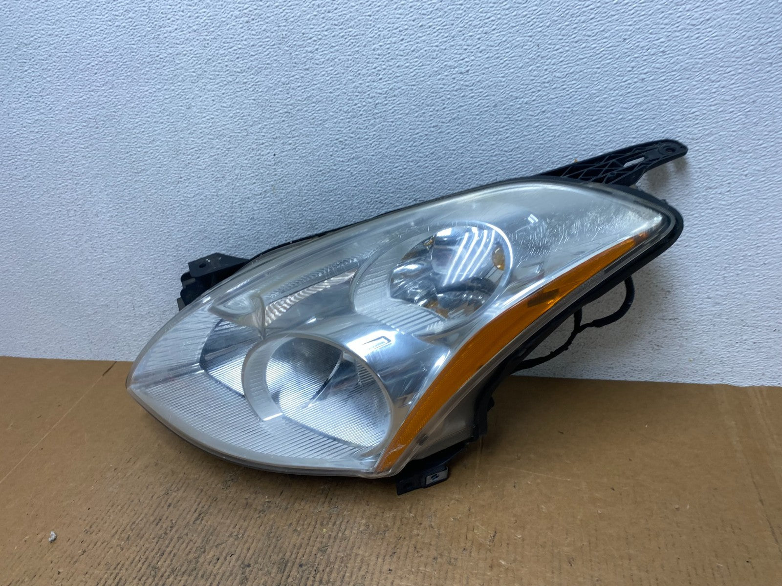 Sedan 2010 2011 2012 Nissan Altima Left Driver Side Headlight AE1484 DW1