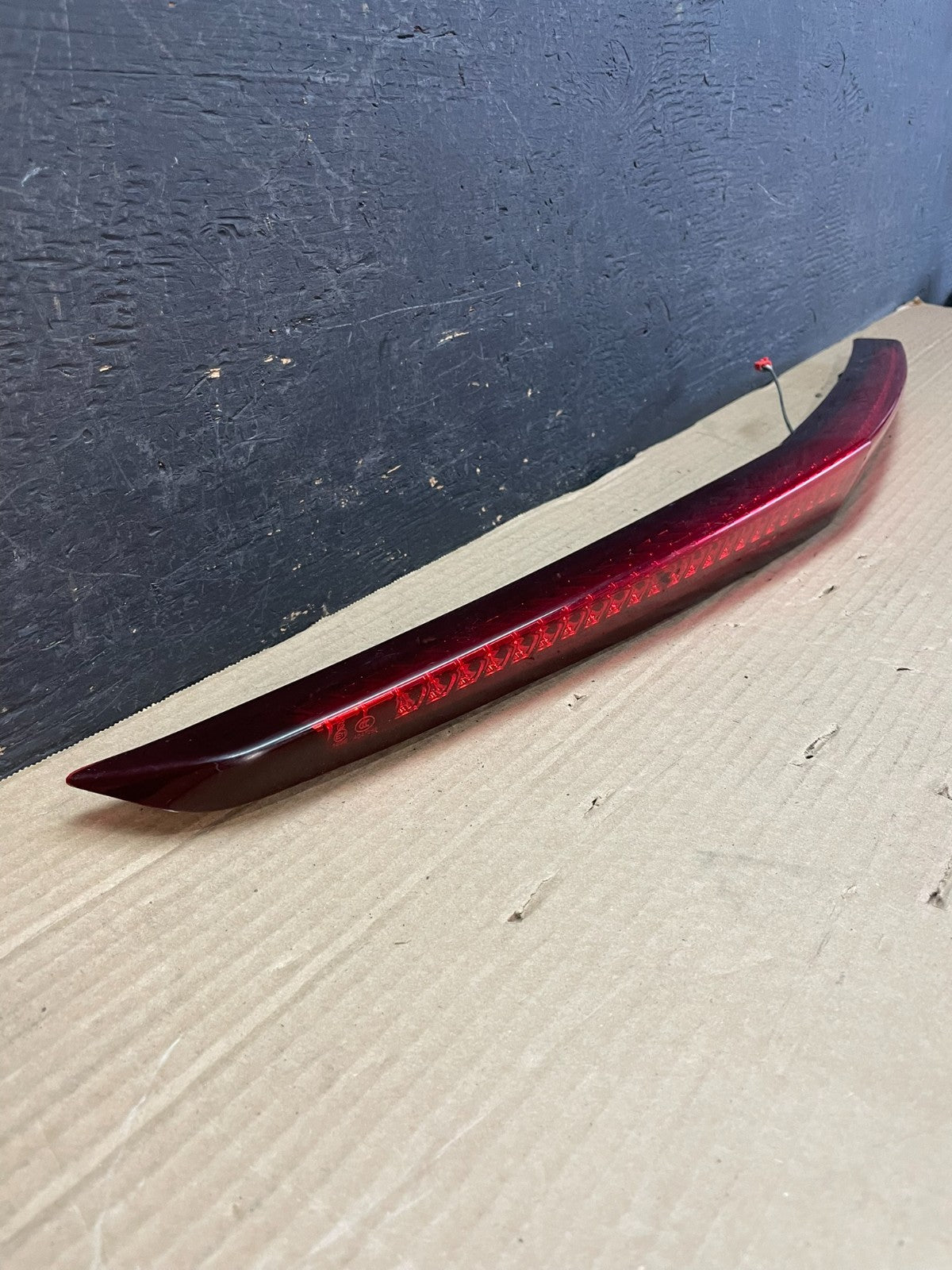 2008-2013 Cadillac Cts Sedan Trunk Lid 3rd Third Brake Tail Light af3337 DG2
