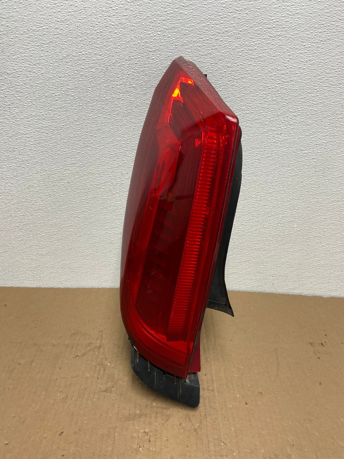 2013 to 2017 Cadillac XTS Left Driver LH Tail Light AB6483 LK0
