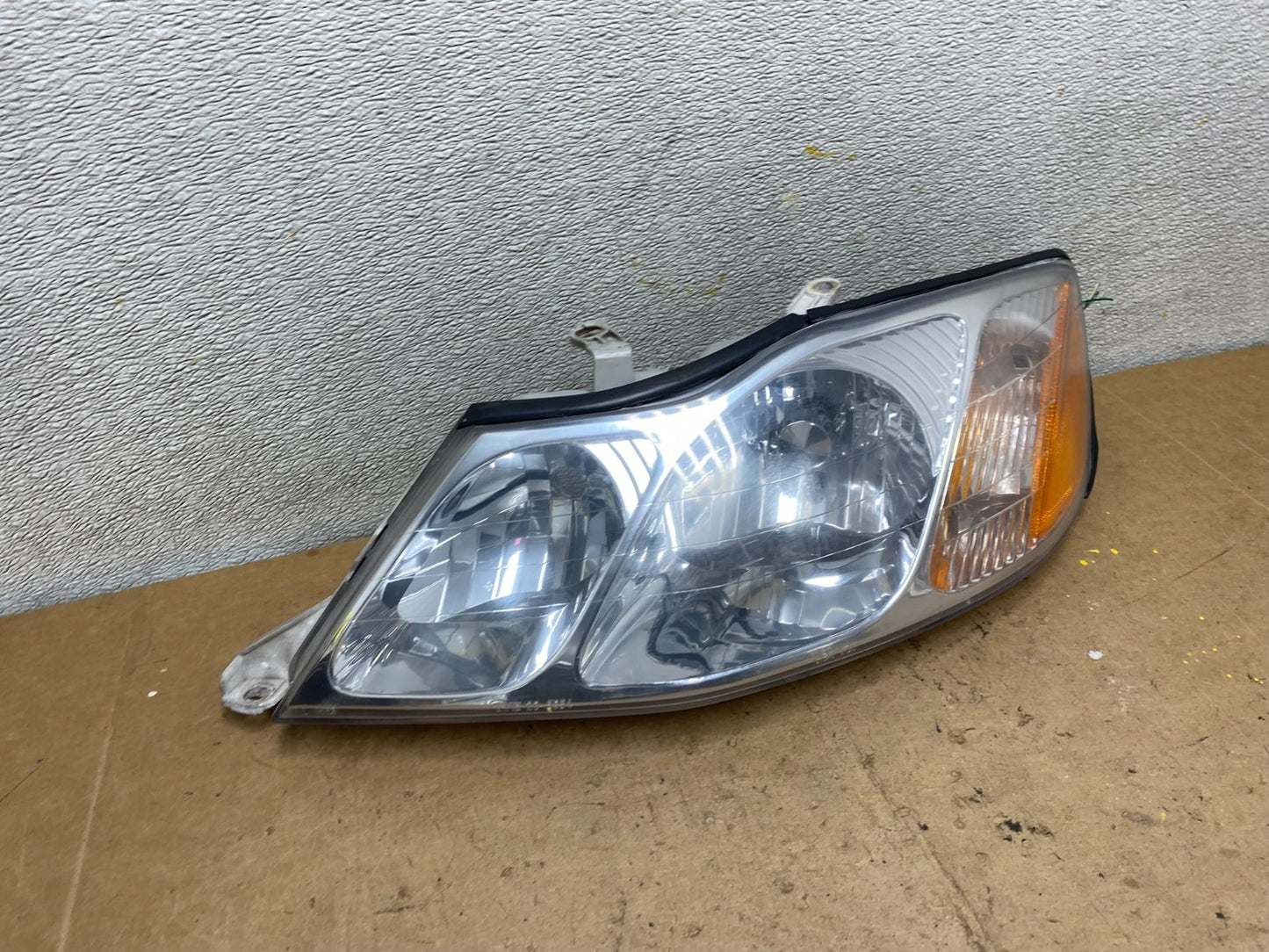 2000 to 2004 Toyota Avalon Halogen Left Driver LH Headlight TYC X6918 DW2