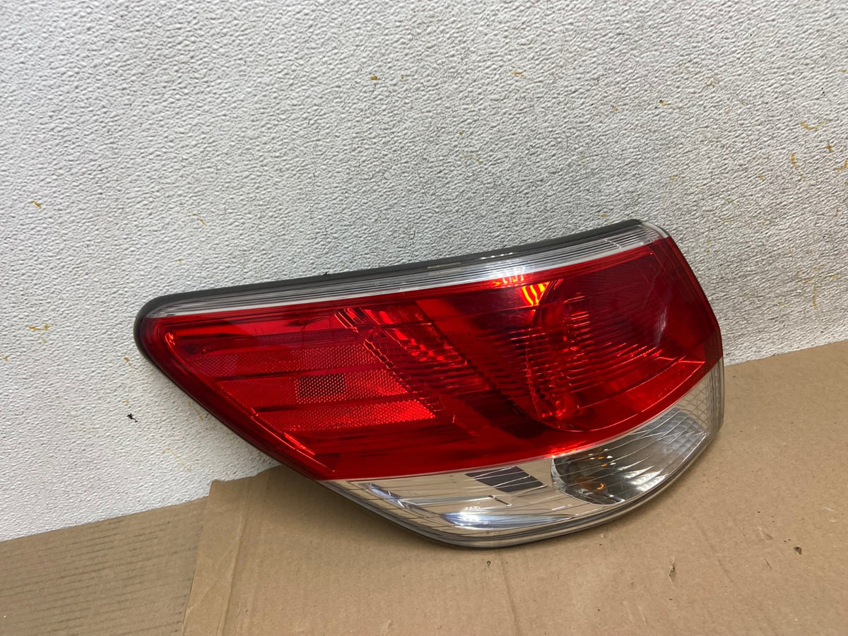 2013 to 2016 Nissan Pathfinder Left Driver Lh Side Tail light AI1157 LK0