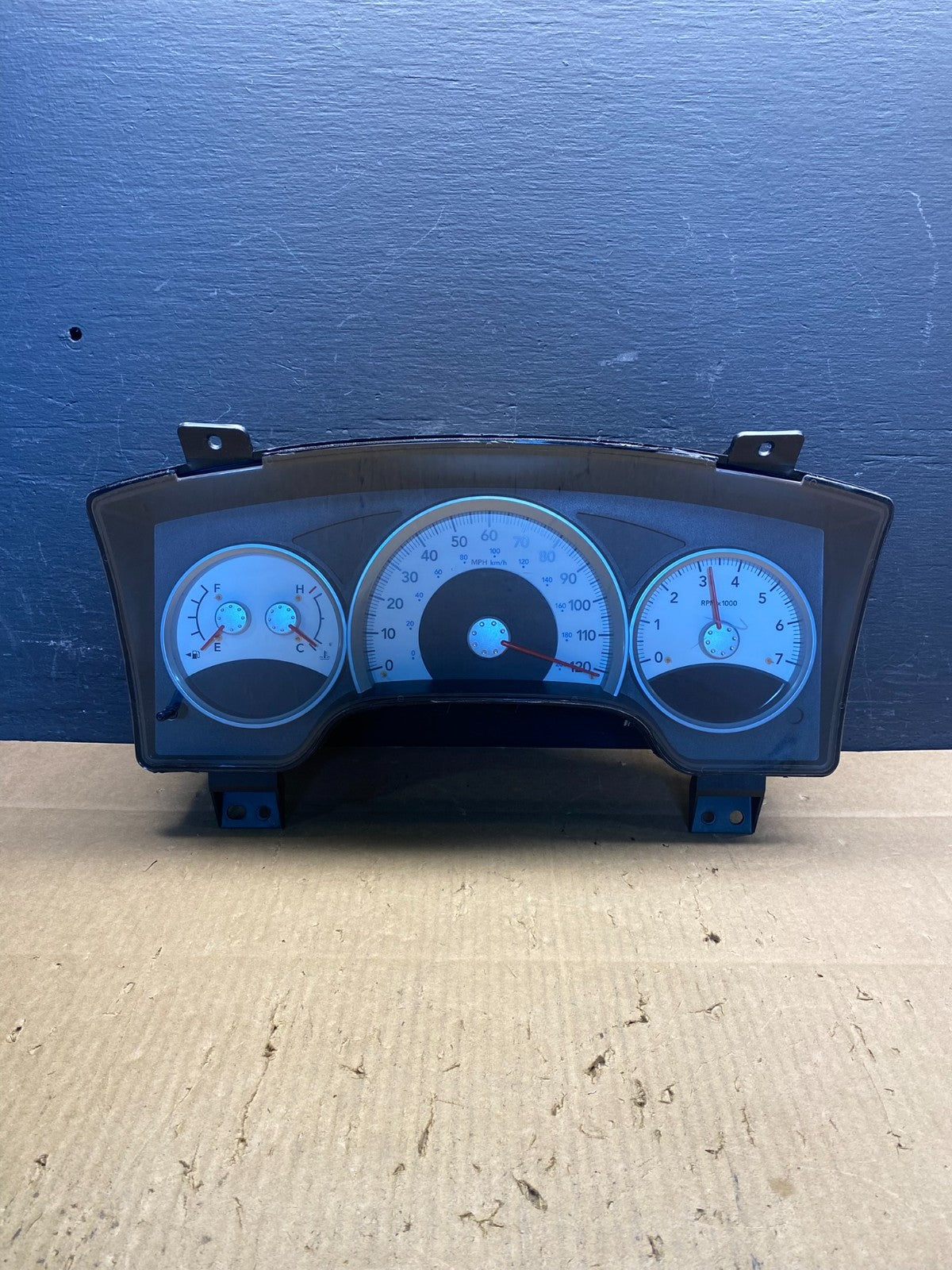 2006 Dodge Durango Speedometer Instrument Cluster Gauge AD1667 DG0