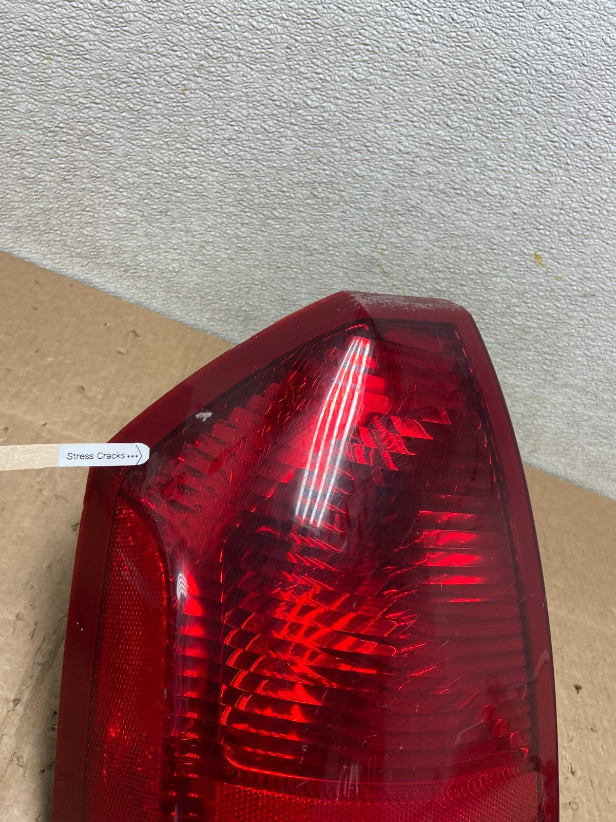 2005 - 2007 Chrysler 300 Left Driver Lh Side Tail Light Z1083 DW4