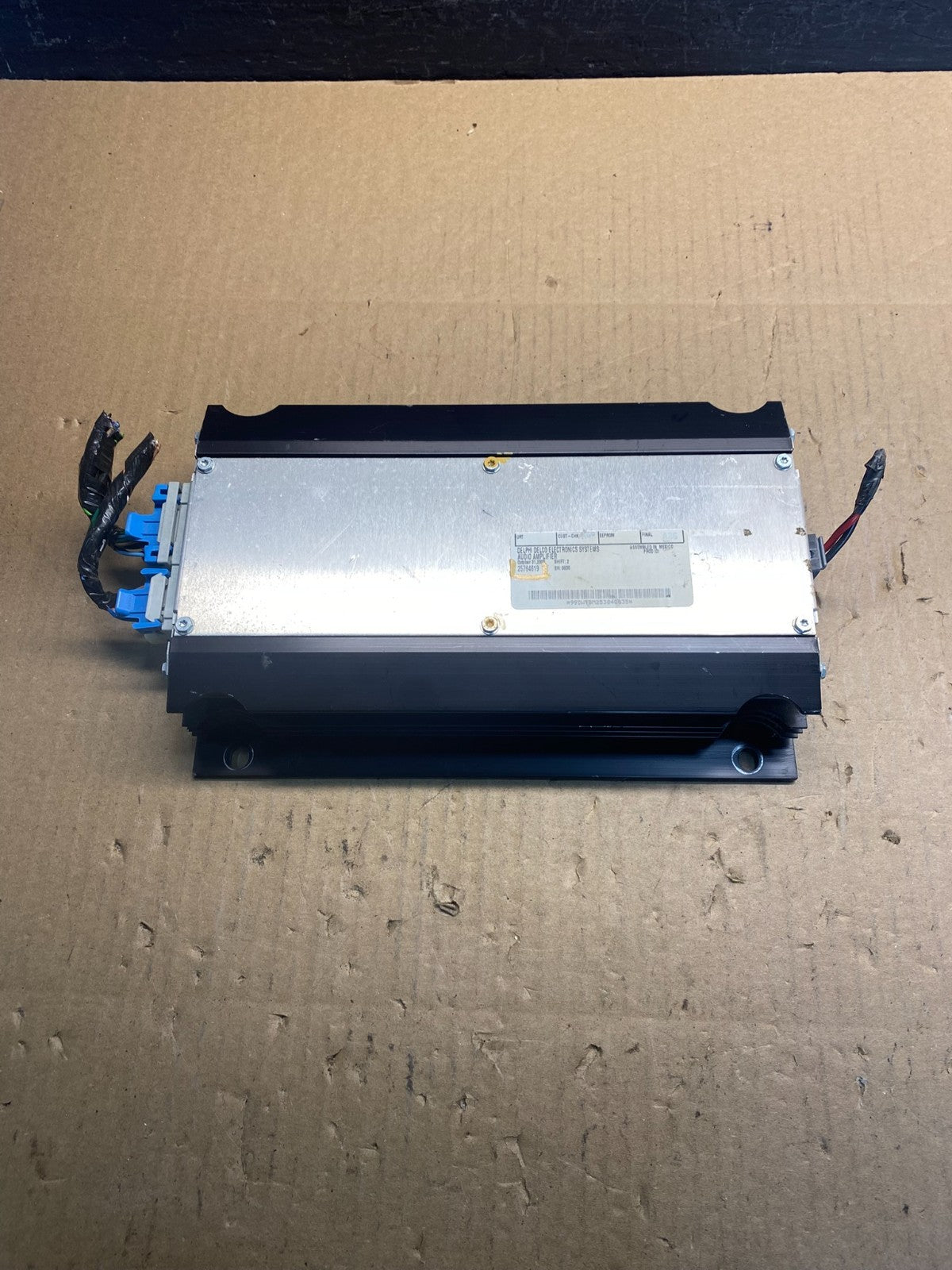 2004 - 2006 Cadillac SRX Stereo Audio Radio Amplifier Module AMP Bose AC2612 DG0