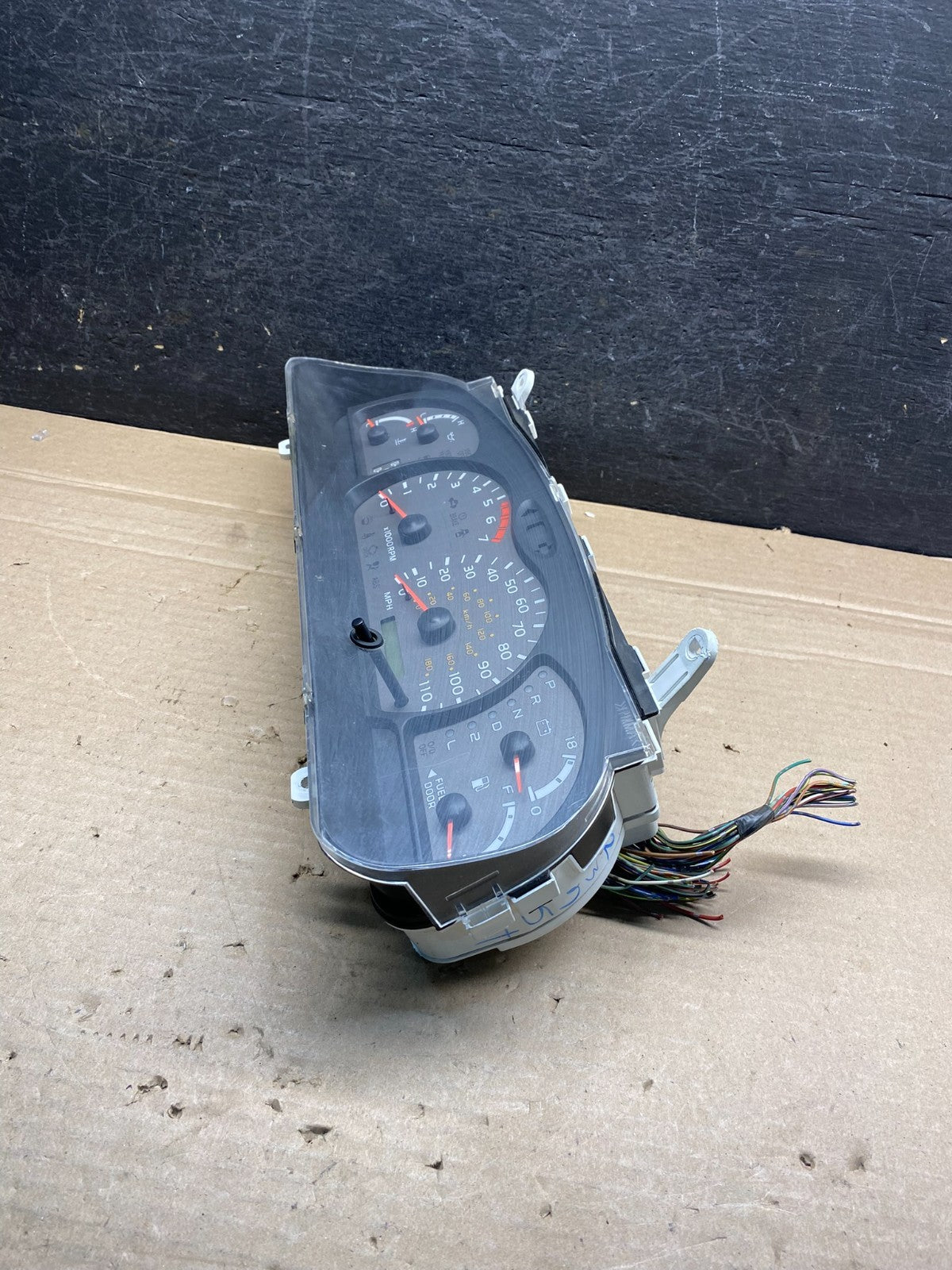 2001 to 2004 Toyota Sequoia Speedometer Insrument Gauge Cluster AH7535 DG2