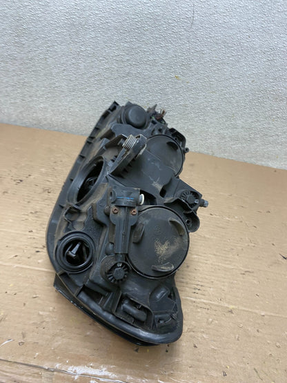 2012-2015 Volkswagen Passat Right Passenger RH Halogen Headlight OEM AA9507 DW6
