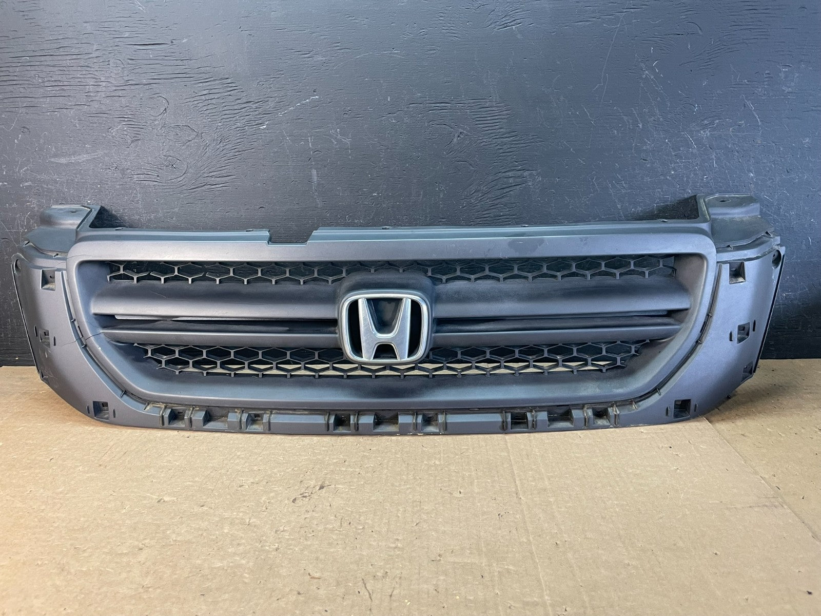 2003 2004 2005 Honda Pilot Front Upper Grill Grille AD0441 DG0