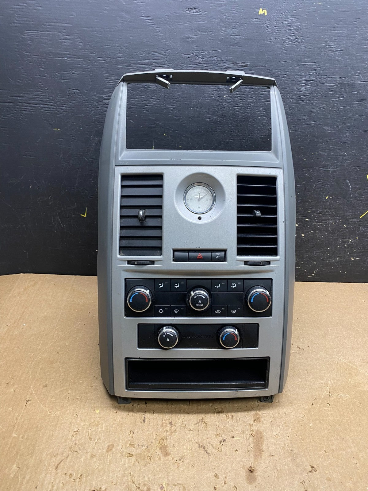 2009-2010 Dodge Journey Heat Air Vent Temperature Climate Control Panel z4488 DG0
