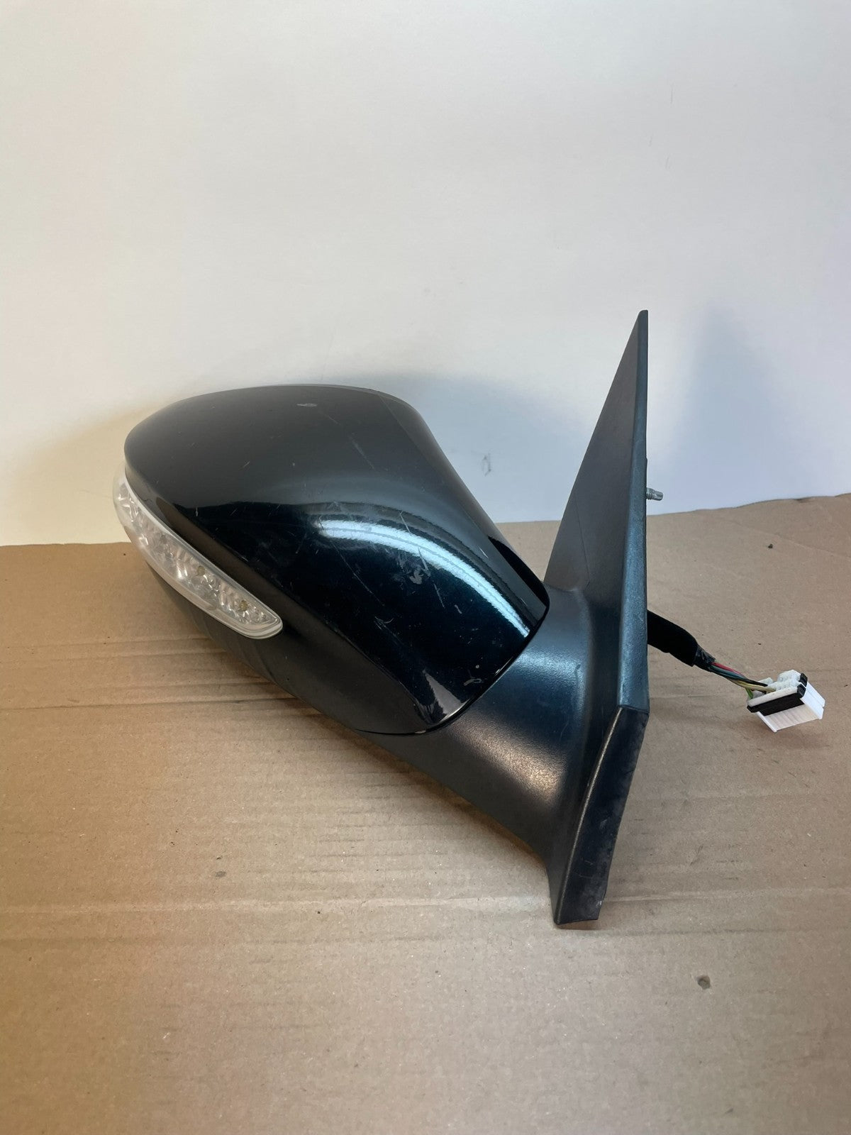 2011-2015 Hyundai Sonata Right Passenger Mirror W/ Turn Signal ag9962 DG1