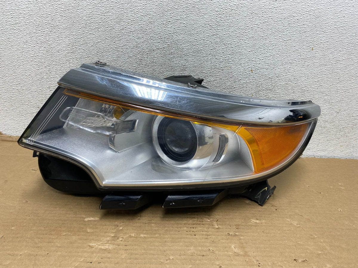 2011 to 2014 Ford Edge Front Left Driver Side Headlight Halogen AG9202 DW0