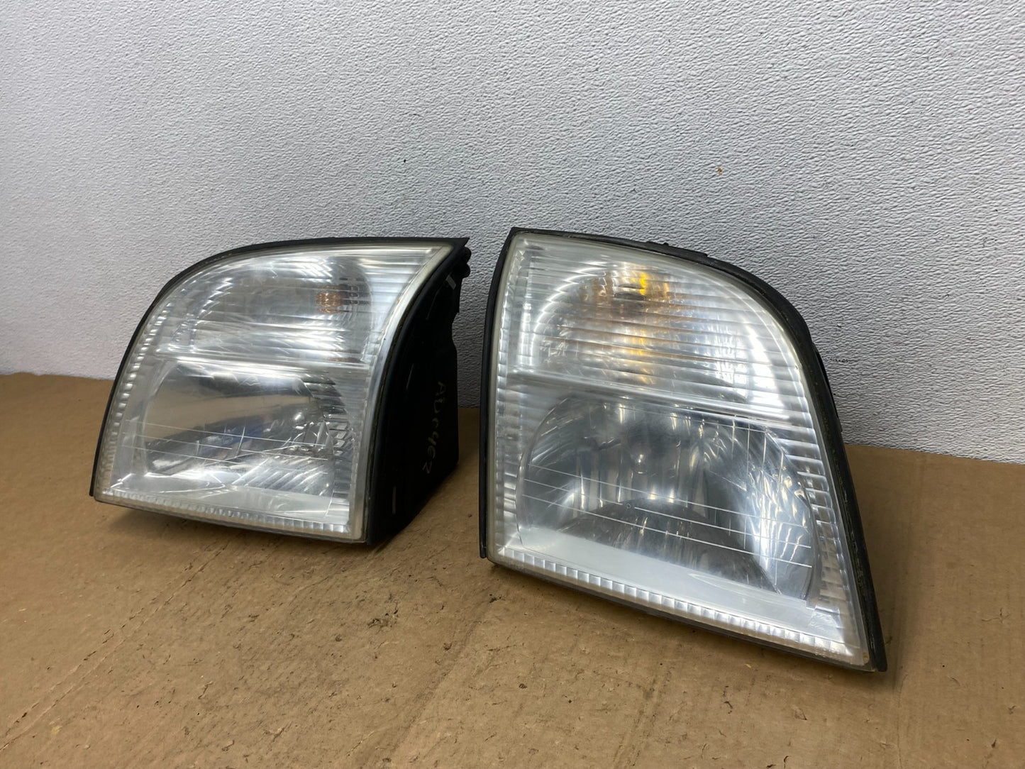 2002-2005 Mercury Mountaineer Left+Right Side Halogen Headlights AD0462 DW1
