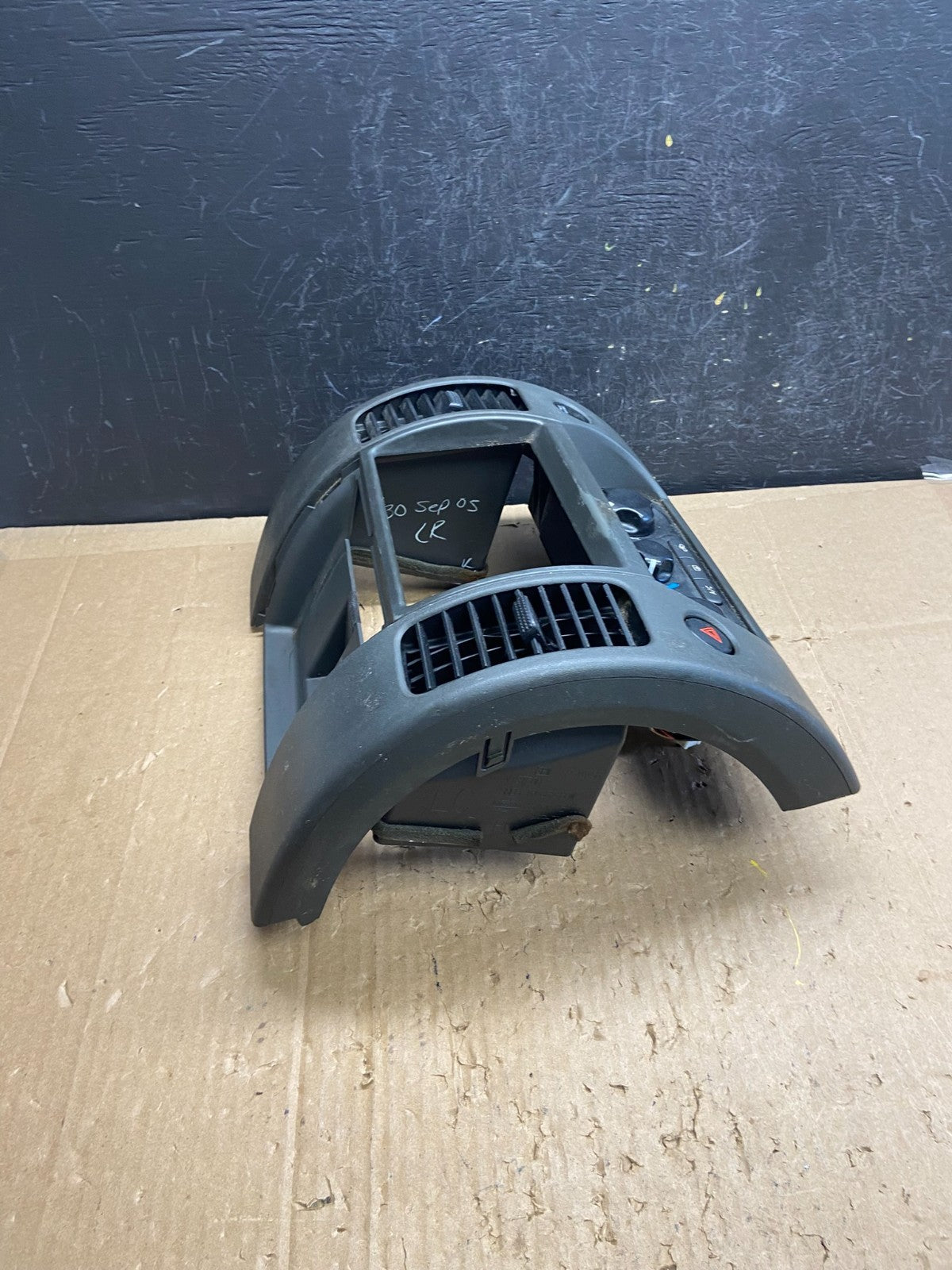 2005-2008 Nissan Xterra Radio A/C Heat Temperature Climate Control ad6872 DG1