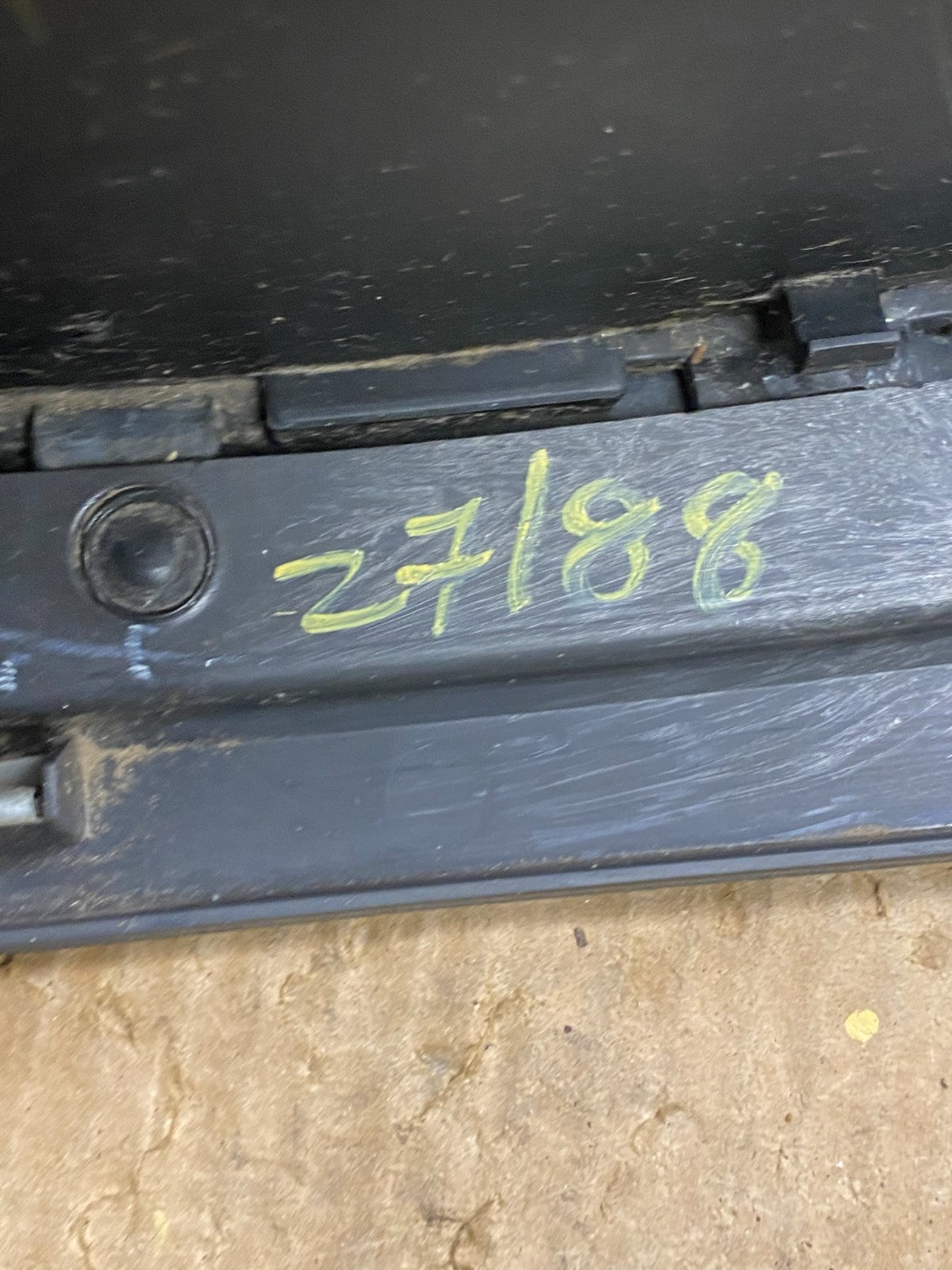 2002 to 2005 Dodge Ram Radio Climate Control Dash Air Vent Bezel Trim Z7188 DG7