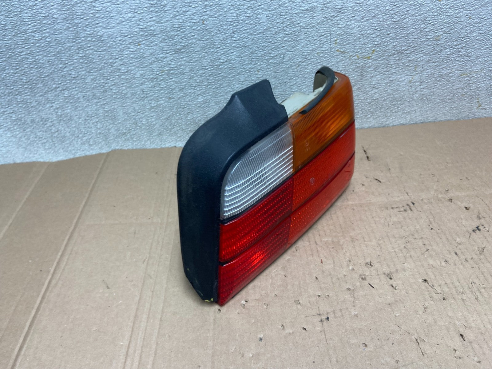 1992 to 1998 BMW 3-Series E36 M3 Coupe Right Passenger RH Tail Light X93102