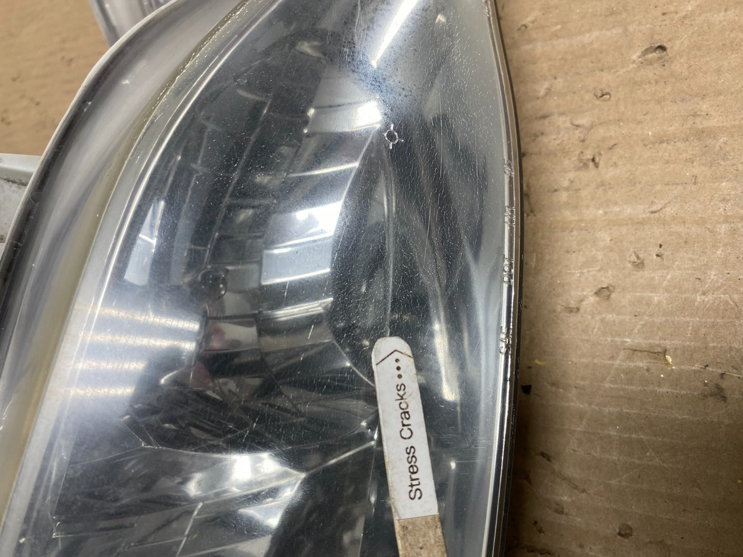 1997-2001 Lexus Es300 Left+Right Headlights Halogen AG8006 DW5
