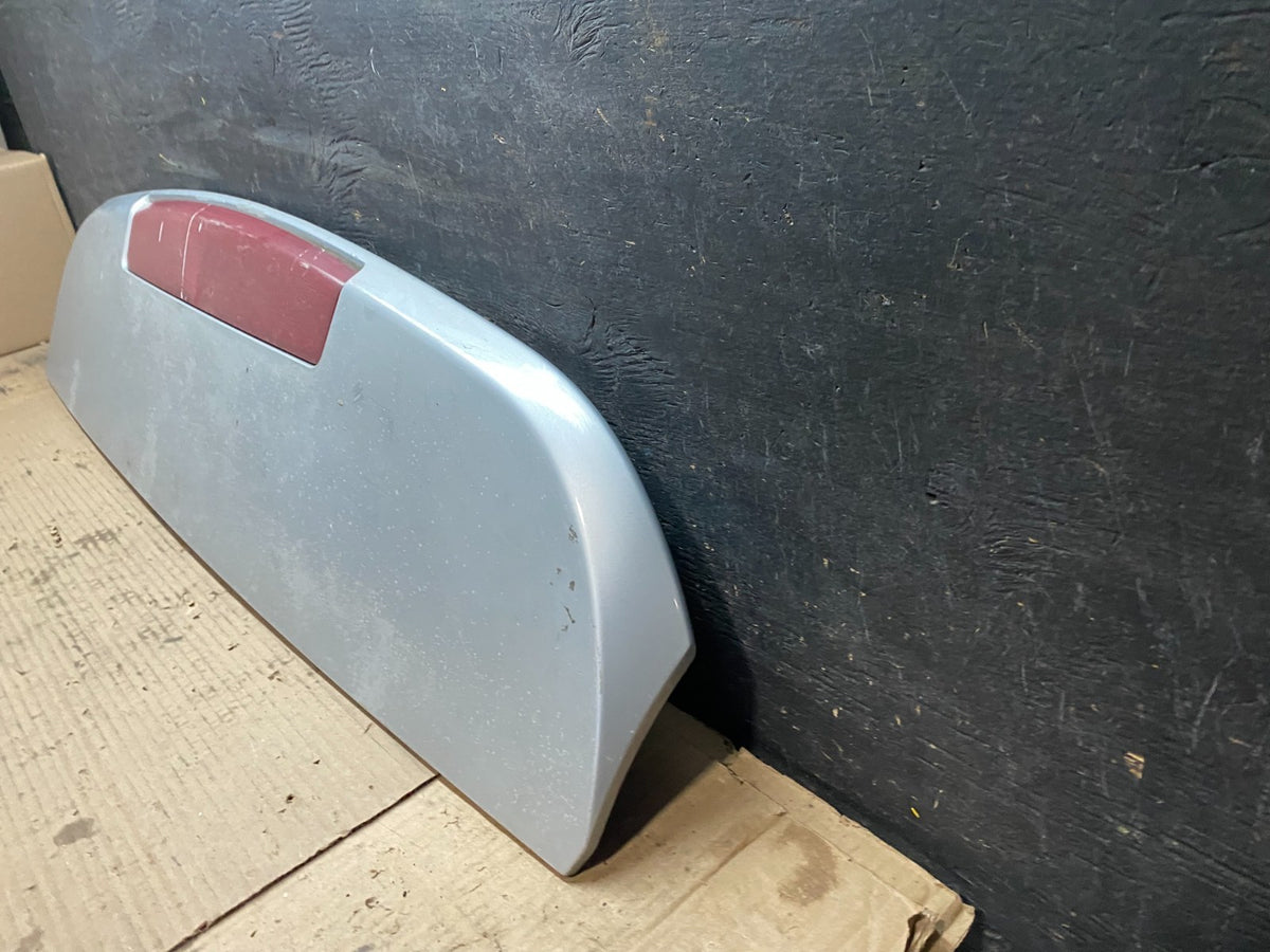 2006 - 2009 Land Range Rover Sport Rear Trunk Light Lift Gate Spoiler V2545 DG1