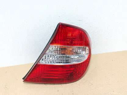 2002 2003 2004 Toyota Camry Tail Light Right Passenger Rh Side AE9712 LK0
