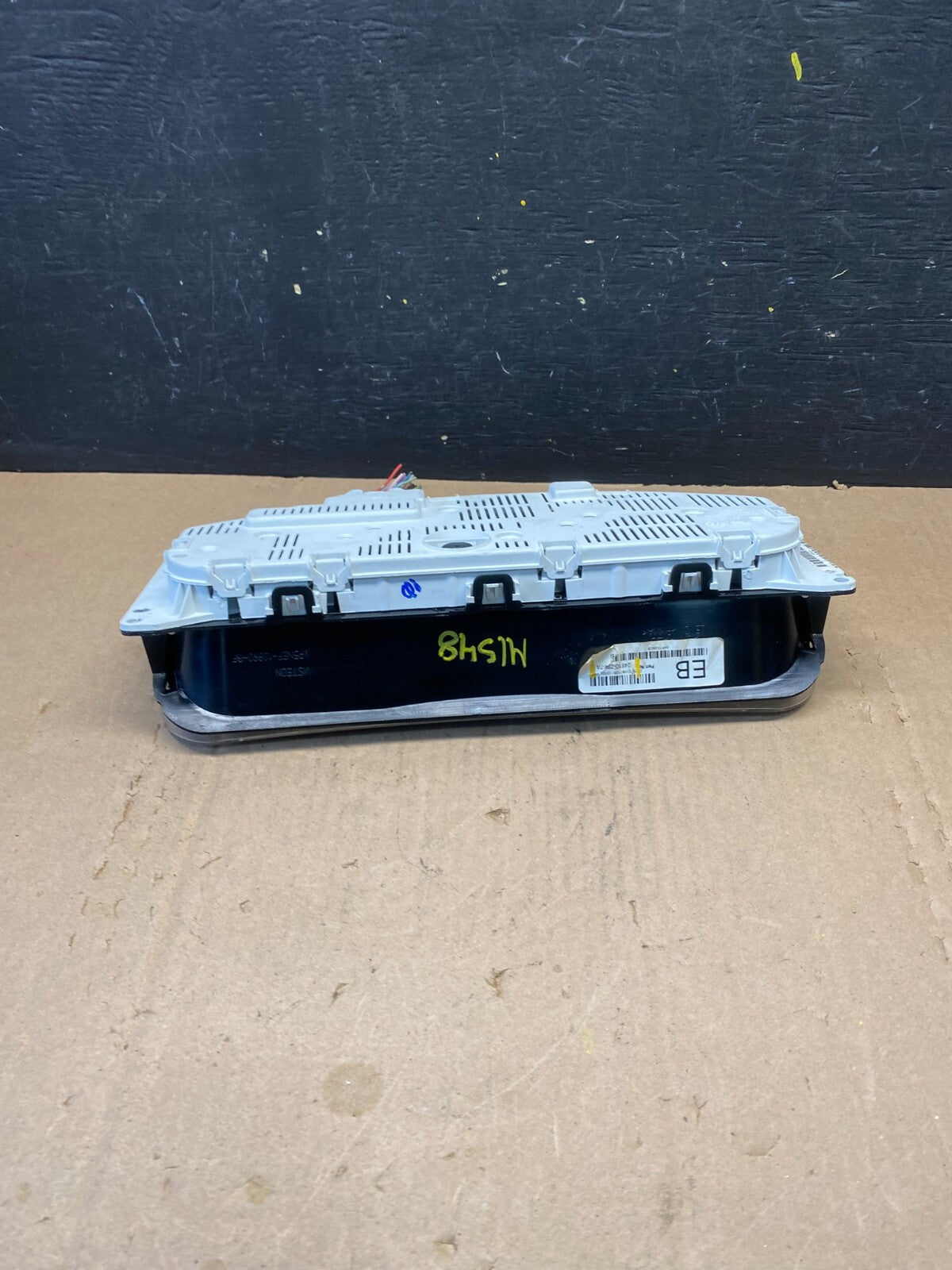 200t to 20012 Nissan Pathfinder Xterra Frontier Speedometer Cluster Gauge M15485