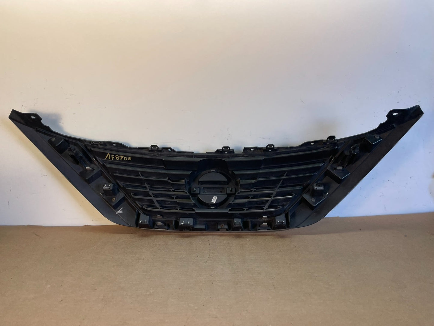 2016 2017 2018 Nissan Altima Front Upper Grill Grille af8705 DG3