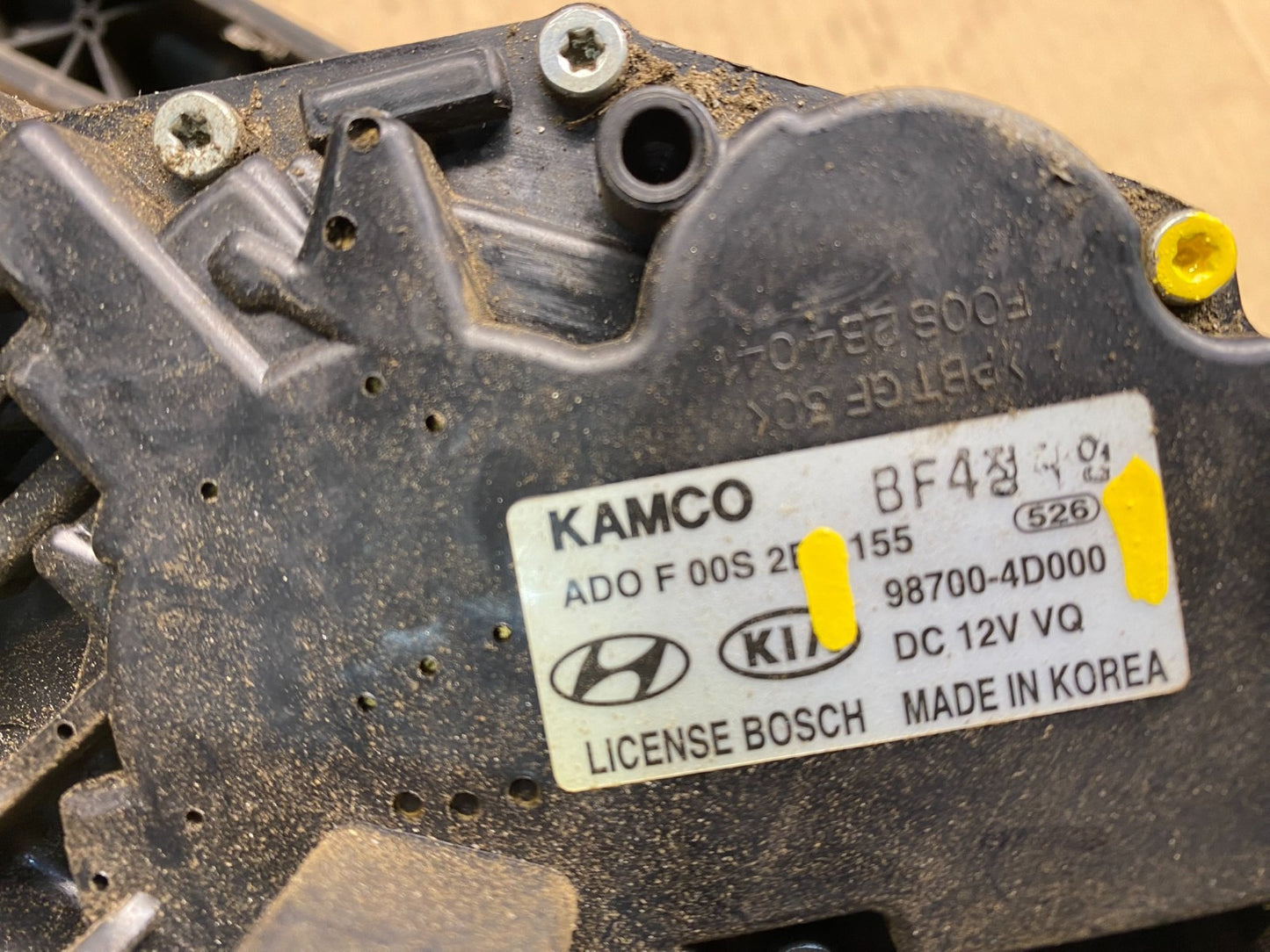 2006-2014 Kia Sedona Entourage Rear Glass Windshield Wiper Motor Y1377 DG4