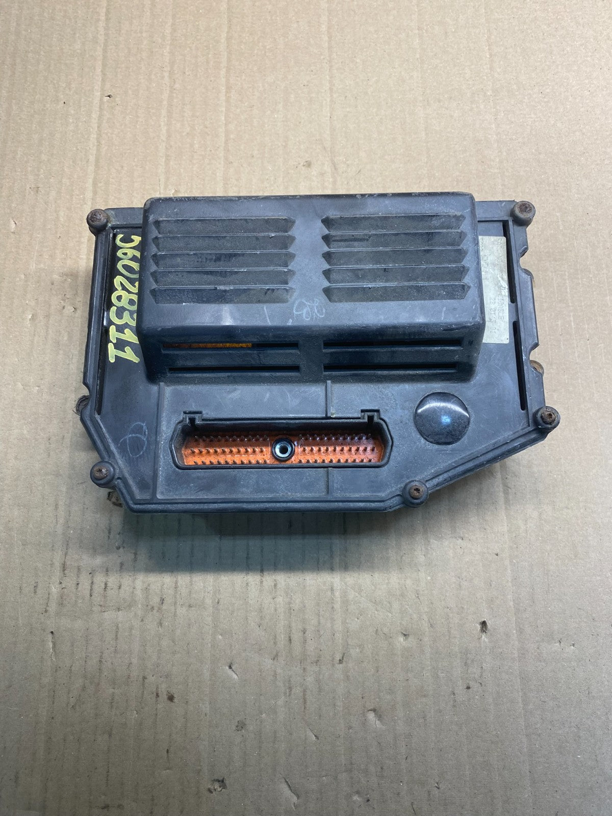 1994 1995 Jeep Grand Cherokee Computer Engine Control ECU ECM AC0460 DG0