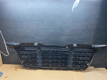 2009 to 2011 Freightliner Sprinter Front Upper Chrome Grill Grille v6948 DG5