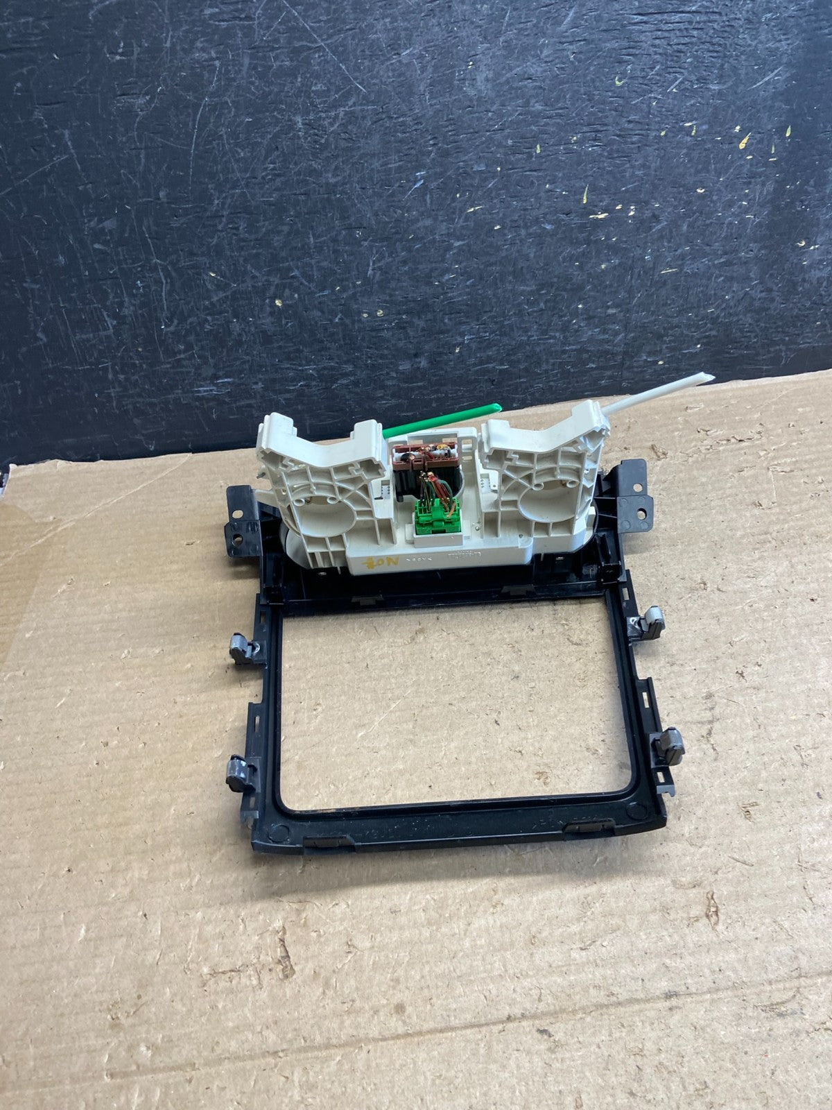 2007 to 2013 Suzuki Sx4 Radio Bezel Climate Control Trim AH5151 DG3