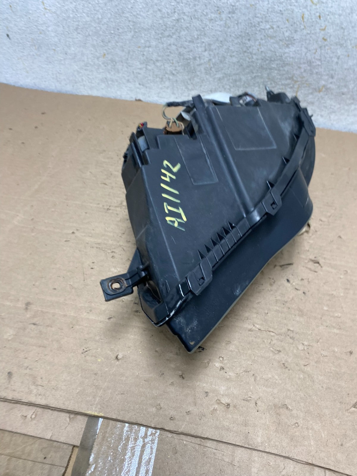 2006 to 2007 Subaru Legacy Right Passenger RH Side Black Headlight AI1142 DW8